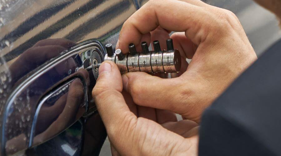 Professional New roof installation in Palermo, CA